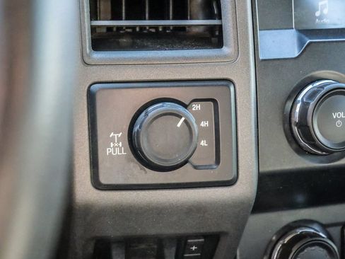 Used 2019 Ford F250 XL w/ STX Appearance Package AWD/4WD image 43