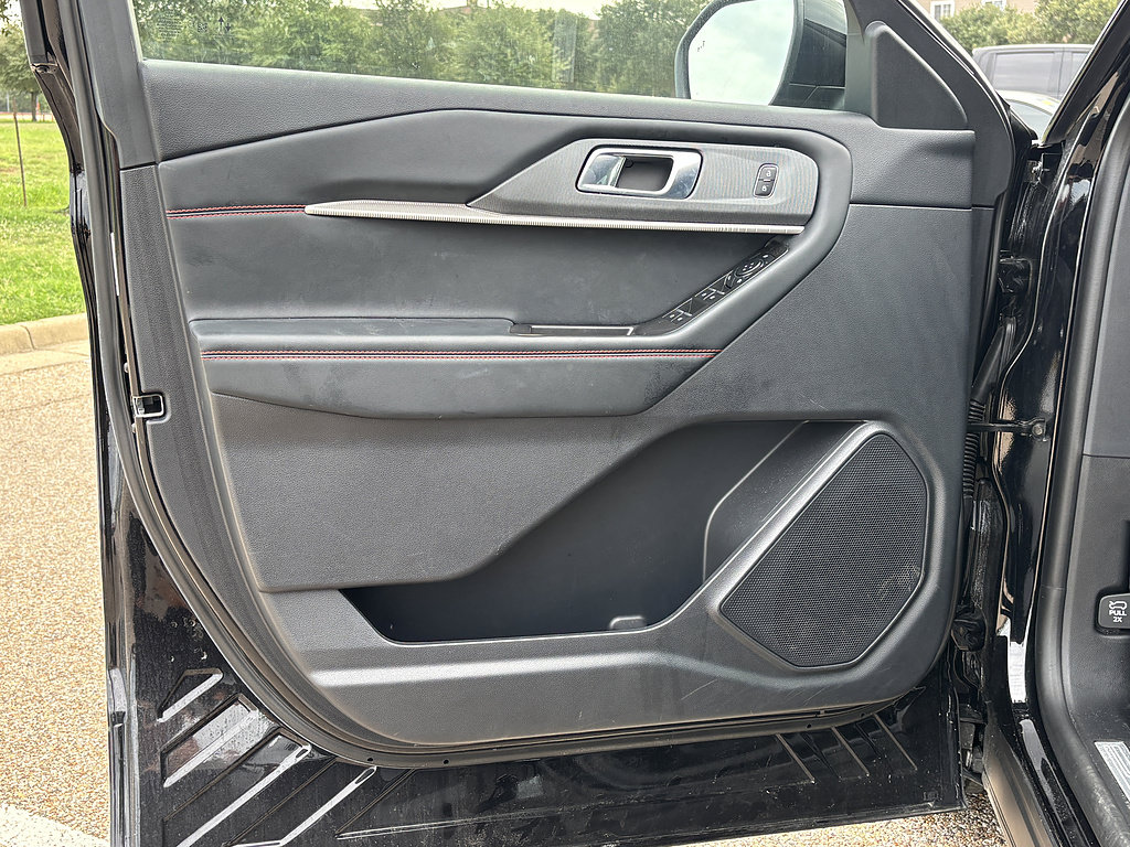 Used 2026 Ford Explorer ST-Line AWD/4WD image 28