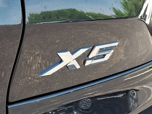 New 2026 BMW X5 xDrive40i w/ M Sport Package AWD/4WD image 21
