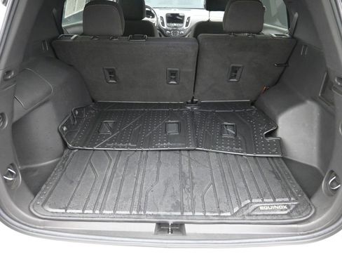 Used 2022 Chevrolet Equinox LT image 10