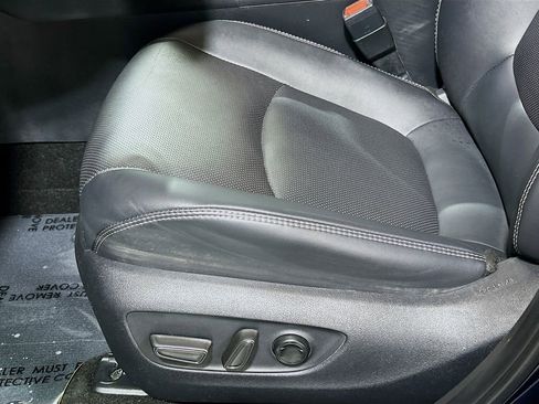 Used 2025 Toyota RAV4 Limited FWD image 17