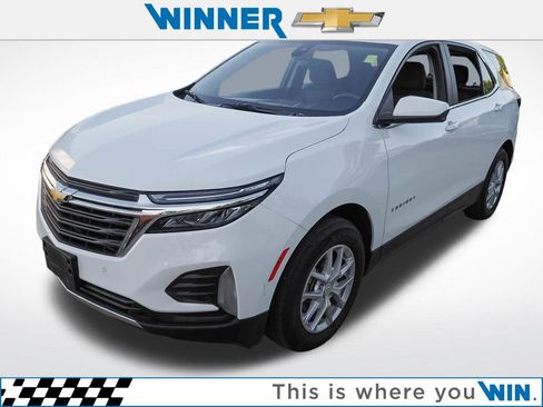 Used 2024 Chevrolet Equinox LT FWD image 1