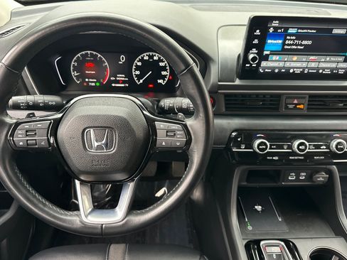 Used 2023 Honda Pilot EX-L image 27