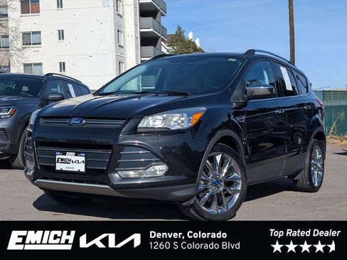 Used 2015 Ford Escape SE w/ SE Chrome Package image 1