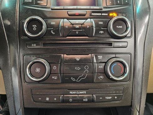 Used 2017 Ford Explorer FWD image 16