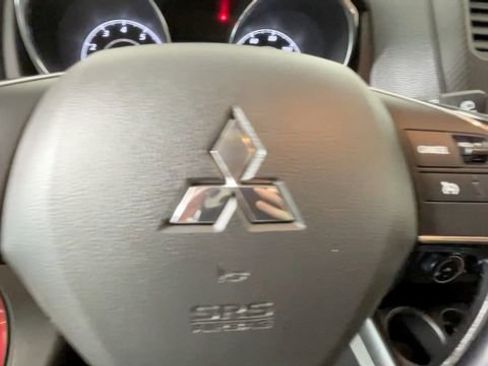 Used 2016 Mitsubishi Outlander Sport ES AWD/4WD image 25