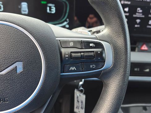 Used 2023 Kia Sportage LX image 20