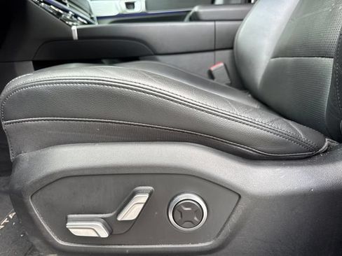 Used 2024 Hyundai Santa Fe Limited AWD/4WD image 15