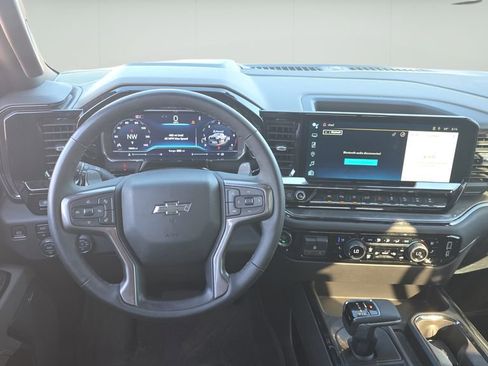 Used 2024 Chevrolet Silverado 1500 ZR2 w/ Technology Package image 11