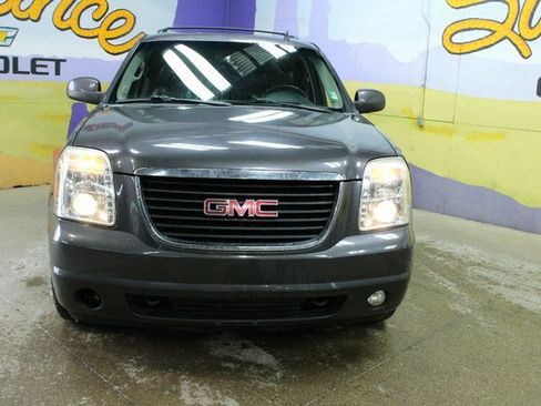 Used 2010 GMC Yukon SLT w/ Suspension Package, Autoride image 3