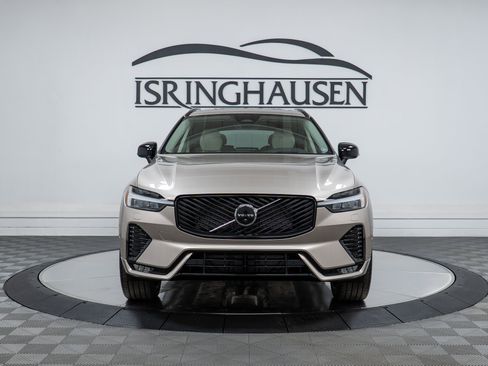 New 2026 Volvo XC60 B5 Ultra w/ Protection Package Premier image 2