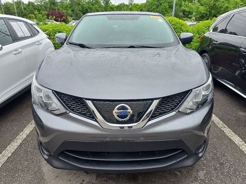 Used 2019 Nissan Rogue Sport S w/ Appearance Package FWD image 3