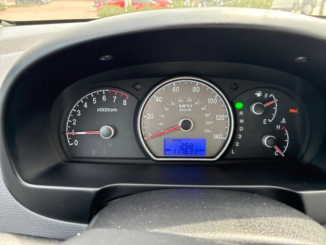 Used 2008 Hyundai Elantra Sedan FWD image 25