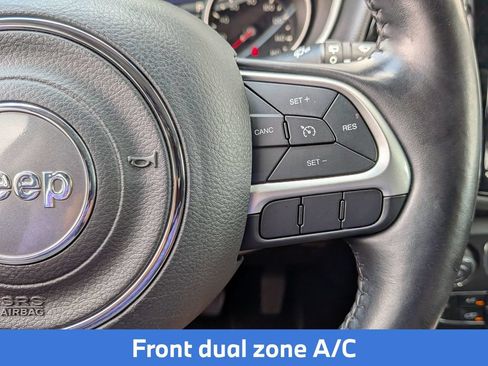 Used 2019 Jeep Compass Latitude FWD image 21