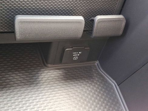 New 2026 RAM 1500 Big Horn AWD/4WD image 16