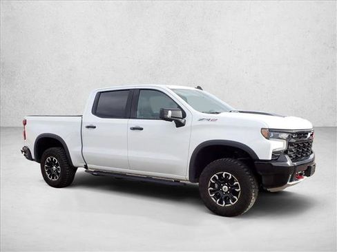 Used 2024 Chevrolet Silverado 1500 ZR2 w/ Technology Package image 5