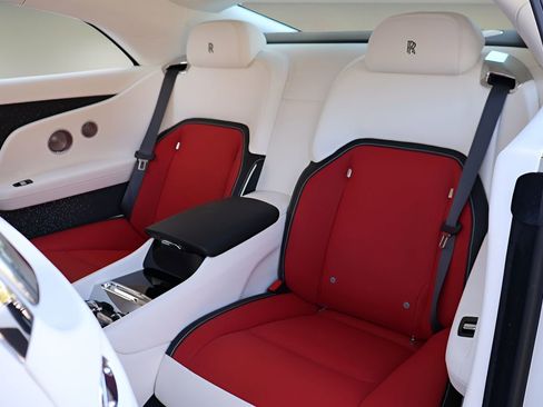 New 2026 Rolls-Royce Spectre image 16