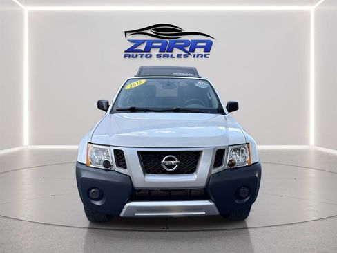 Used 2015 Nissan Xterra X image 9