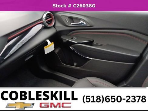 New 2026 Chevrolet Trax RS w/ Sunroof Package image 17