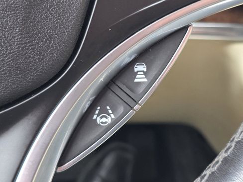 Used 2019 Acura MDX FWD image 16