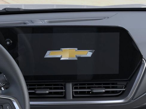 New 2026 Chevrolet Trax ACTIV w/ Sunroof Package FWD image 20