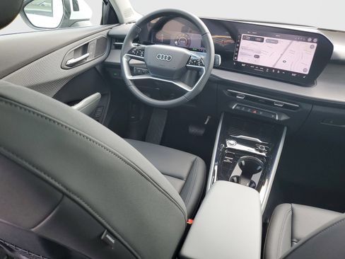 New 2026 Audi Q3 quattro 2.0T AWD/4WD image 12