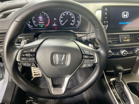 Used 2022 Honda Accord Sport image 11