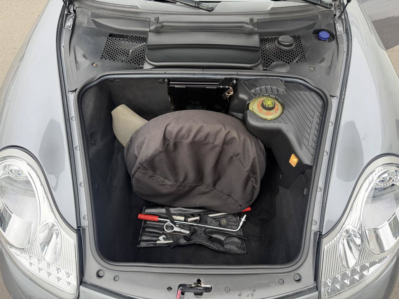 Used 2003 Porsche Boxster RWD image 19