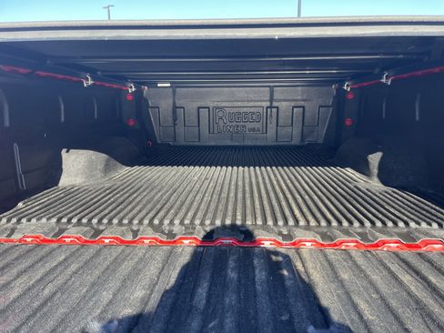 Used 2022 Chevrolet Silverado 2500 Custom w/ Snow Plow Prep/Camper Package image 21