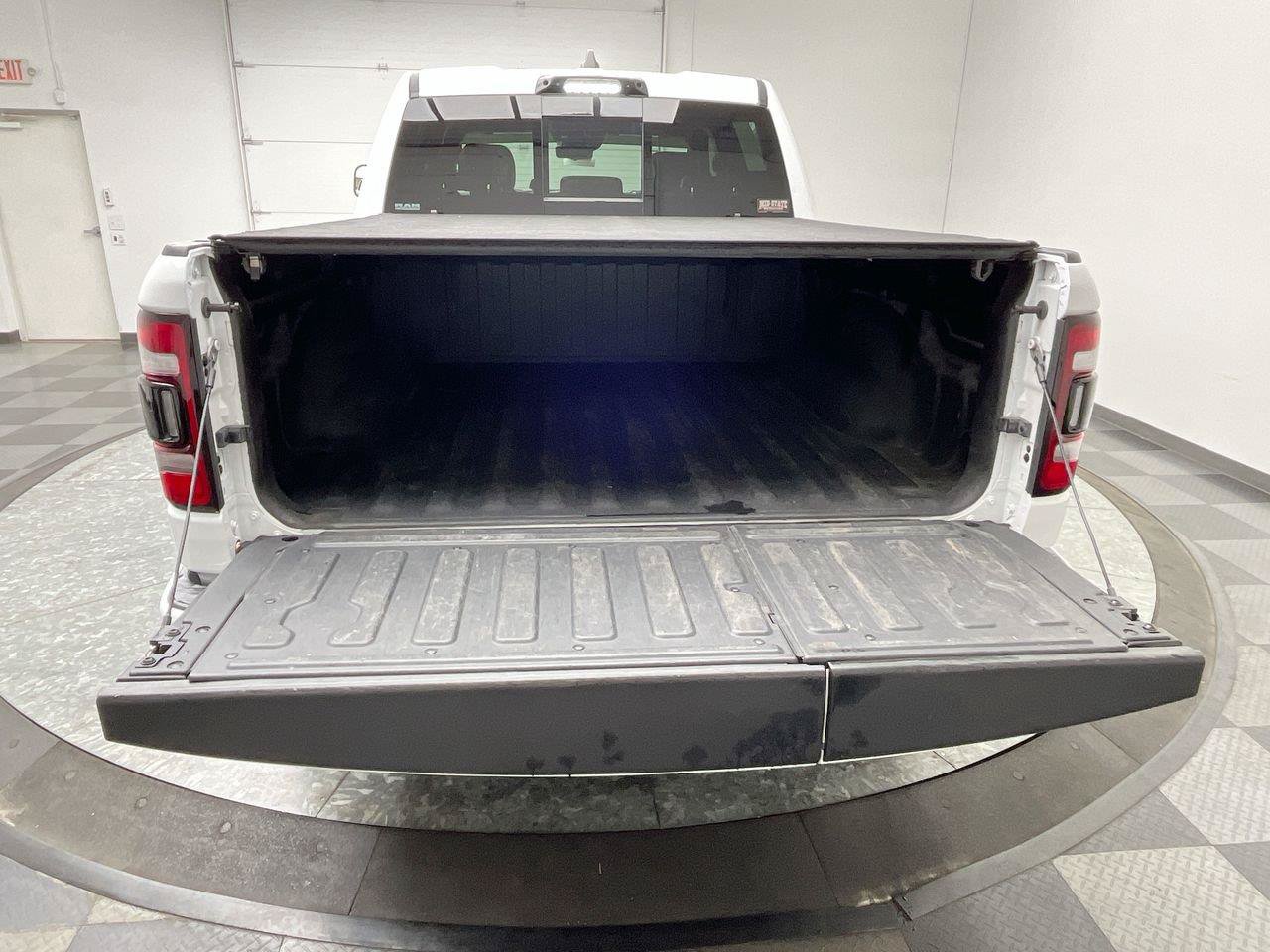 Used 2021 RAM 1500 Laramie AWD/4WD image 35