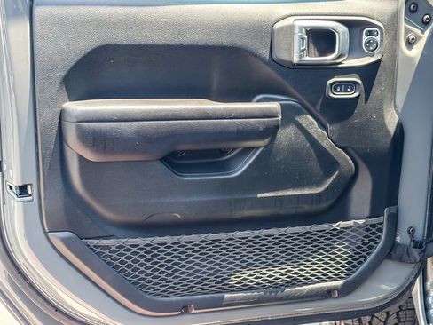 Used 2021 Jeep Wrangler Unlimited Sport AWD/4WD image 19