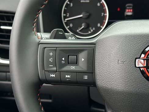 New 2025 Nissan Rogue SV image 27