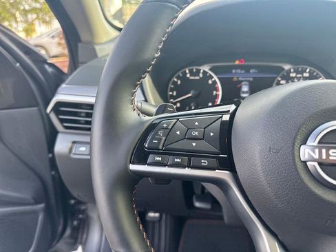 Certified 2025 Nissan Altima 2.5 SR image 14