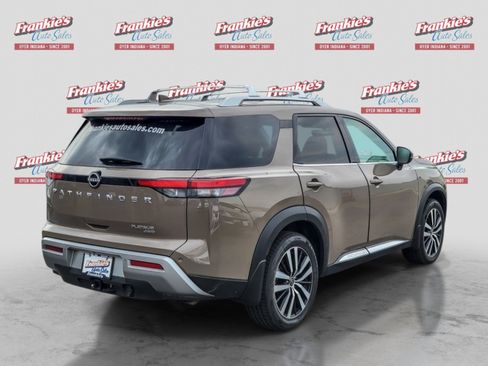 Used 2023 Nissan Pathfinder Platinum w/ Cargo Package AWD/4WD image 5