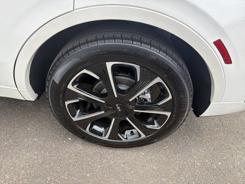 New 2026 Lincoln Nautilus Reserve AWD/4WD image 13
