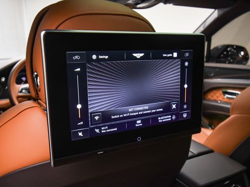 Certified 2022 Bentley Bentayga image 53