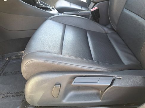 Used 2014 Volkswagen Jetta SportWagen image 30