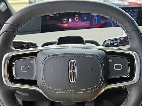 Used 2025 Lincoln Navigator L Reserve w/ Jet Appearance Package image 26