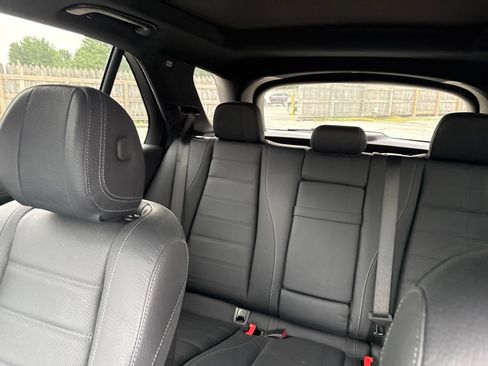 Used 2024 Mercedes-Benz GLE 450 4MATIC image 11