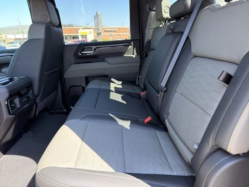 Used 2026 Chevrolet Silverado 2500 ZR2 image 10