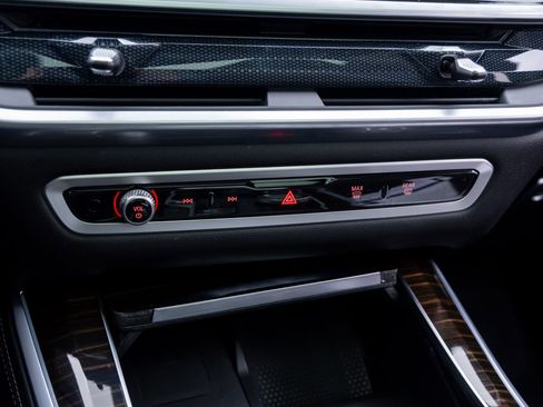 Certified 2024 BMW X5 xDrive40i w/ Executive Package image 28