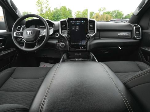 Used 2025 RAM 1500 Big Horn AWD/4WD image 46
