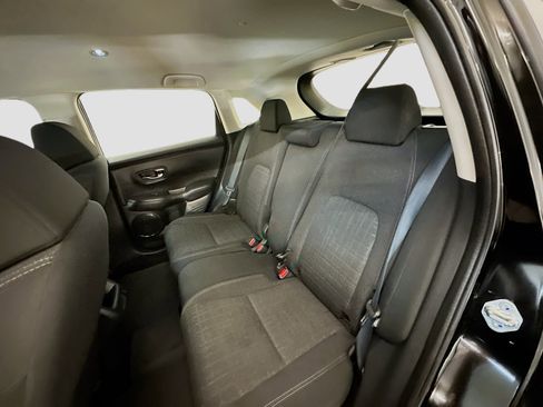 Used 2023 Honda HR-V LX image 28