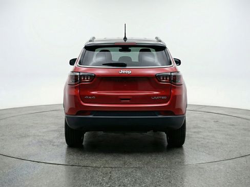 Used 2025 Jeep Compass Limited AWD/4WD image 7