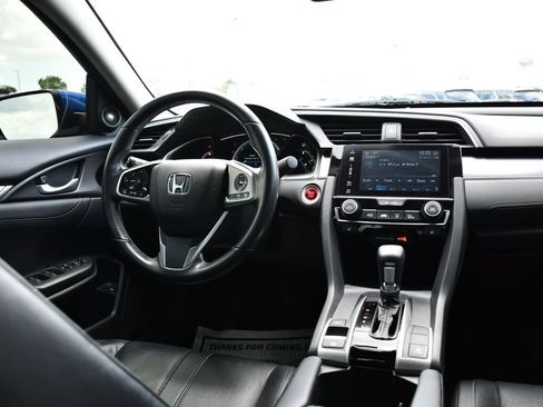 Used 2018 Honda Civic Touring image 23
