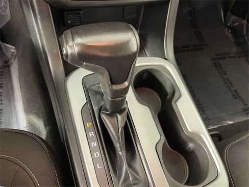 Certified 2020 Chevrolet Colorado LT w/ LT Convenience Package image 11