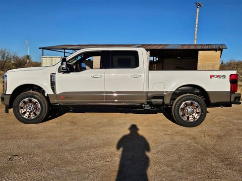 New 2026 Ford F250 King Ranch image 9