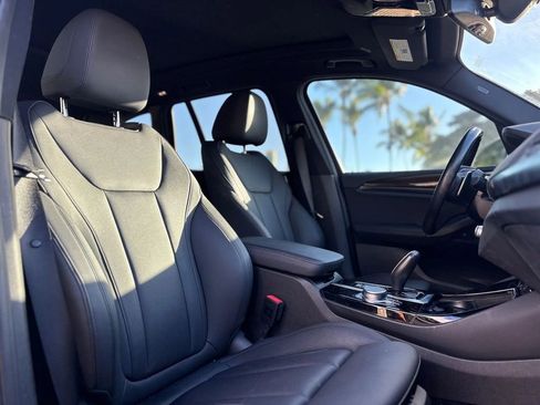 Used 2021 BMW X3 xDrive30e w/ Premium Package image 9