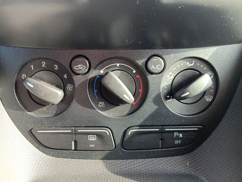 Used 2017 Ford Transit Connect XL image 14