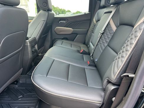 New 2026 GMC Canyon Denali AWD/4WD image 21